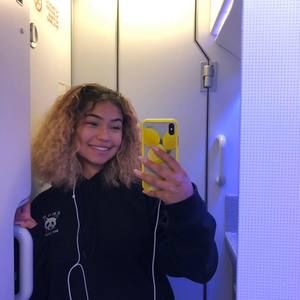 Meet your Posher, Isabelle